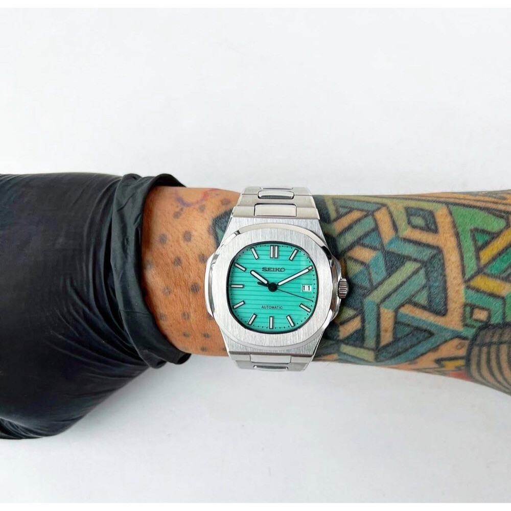  Custom Seiko Mod • Turquoise Green Nautilus • 40mm